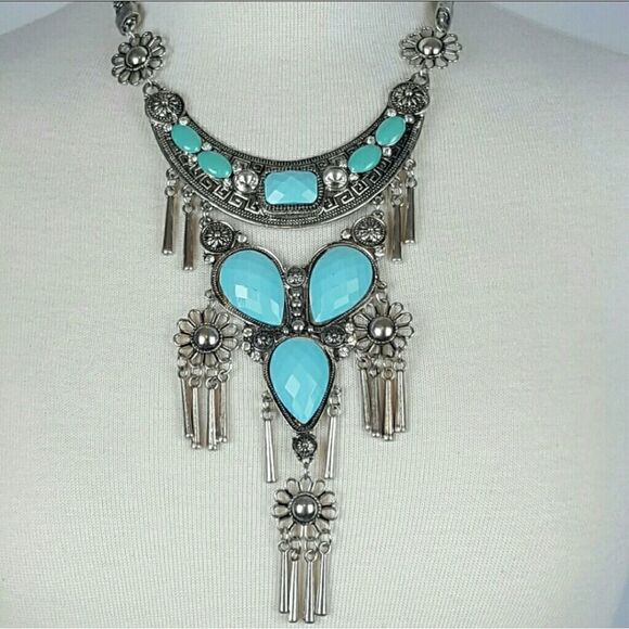 Faux Turquoise Boho Necklace - Picture 1 of 4